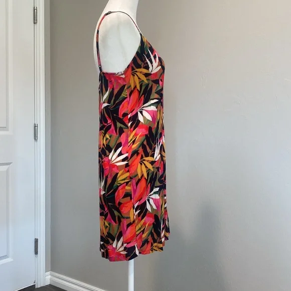 Billabong Dress Size Small. New Condition, Never Worn! - Picture 5 of 12